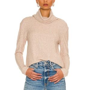 BB Dakota by Steve Madden Cowl My Bluff Top in Light Camel size medium